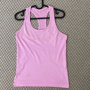 Lululemon size 6 tank top/muscle tee
